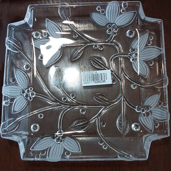 5th AVENUE Crystal Dessert Plates set of 4 New in Box - Picture 1 of 2